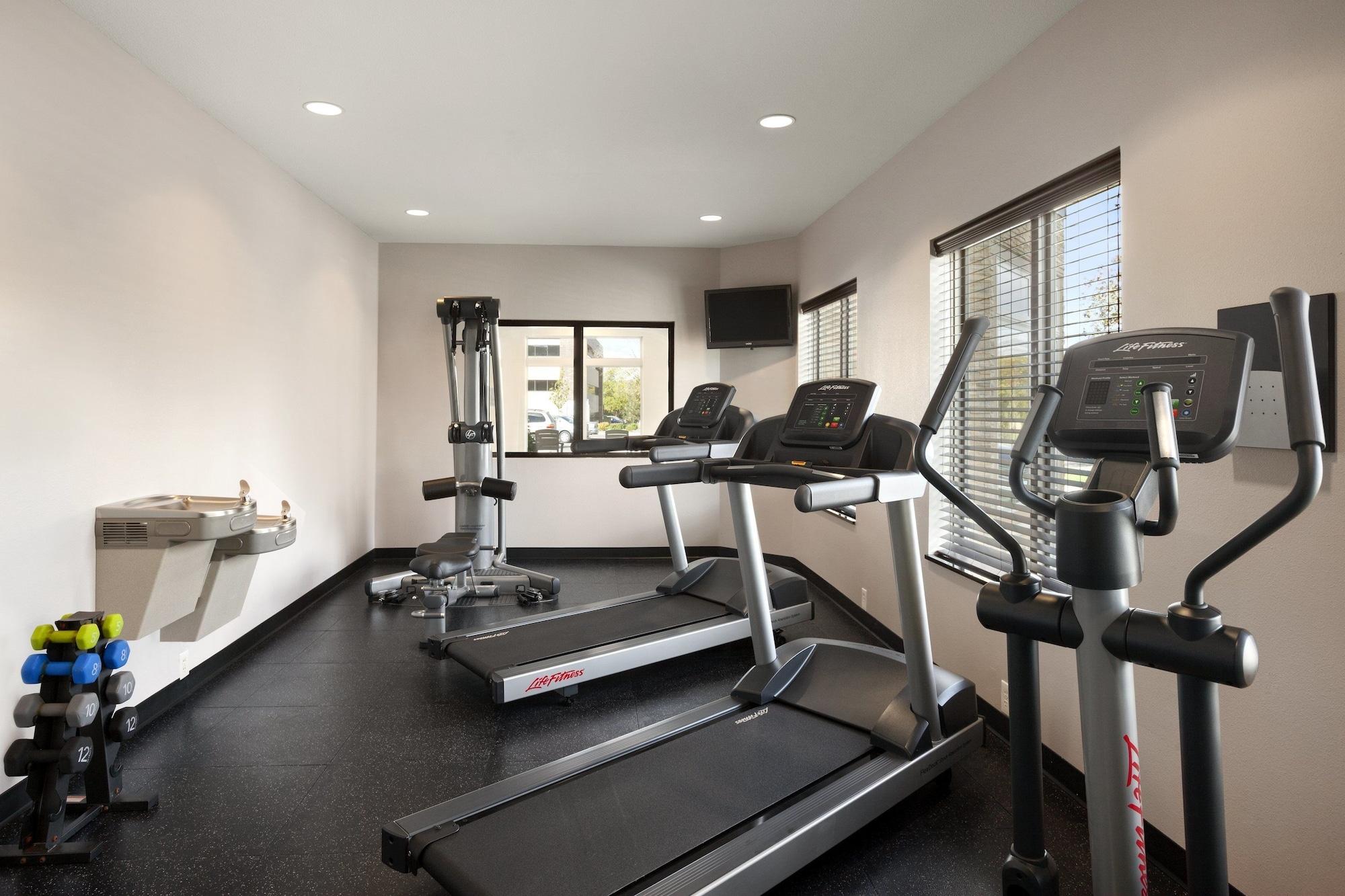 Country Inn & Suites By Radisson, Indianola, Ia Ngoại thất bức ảnh