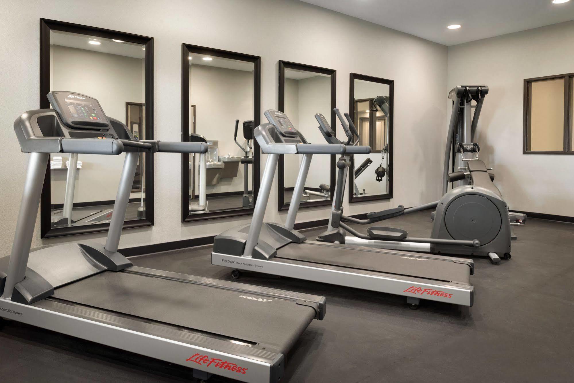 Country Inn & Suites By Radisson, Indianola, Ia Ngoại thất bức ảnh